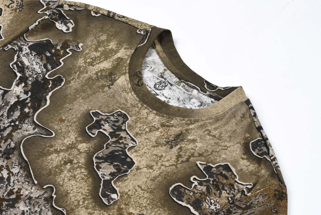Authentic Realtree Excape Camouflage Long Sleeve Tee - Scent Control Technology | UPF 30 Protection | Unisex Adult | Crewneck Cotton Blend Shirt