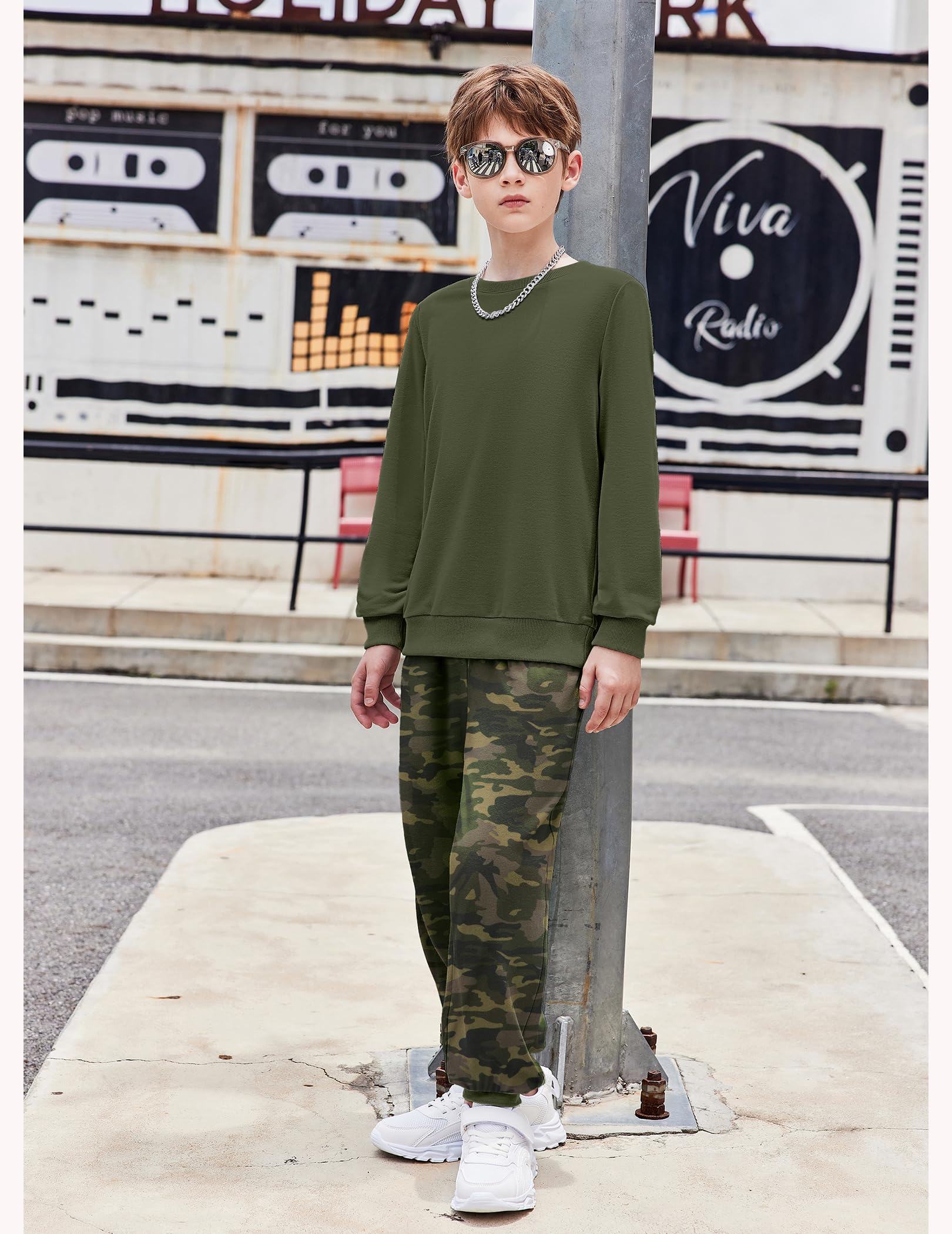 Arshiner Boys 2-Piece Camo Outfit - Army Green Sweatshirt & Camouflage Sweatpants Set Fall Clothes for Kids 7-8 Years